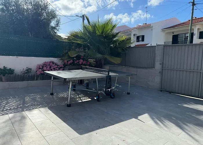 Cascais Garden Villa